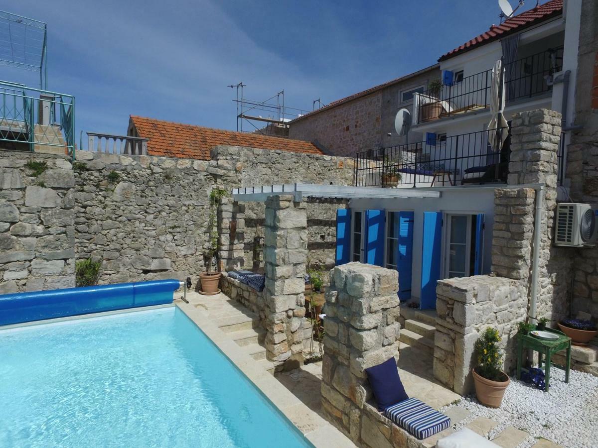 Kuća Babe Stane Villa Murter Bagian luar foto