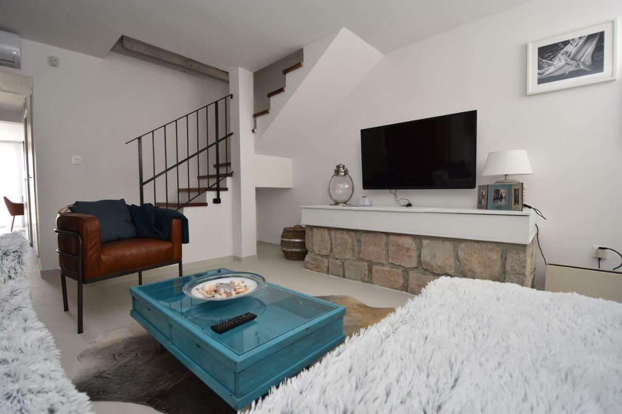 Kuća Babe Stane Villa Murter Bagian luar foto